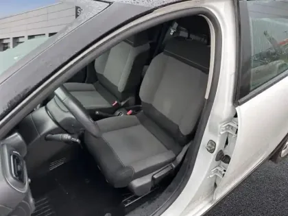 Photo 8 Citroën C3  PureTech 82ch Graphic S&S E6.d