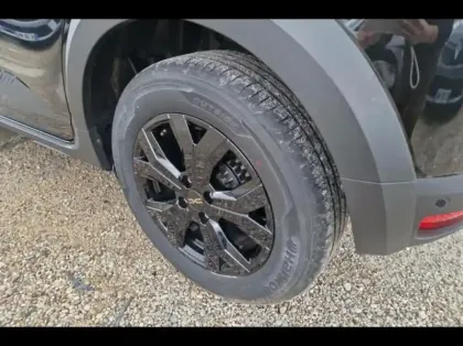 Photo 12 Dacia Sandero  1.0 ECO-G 100ch Stepway Extreme -24