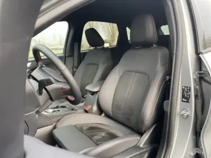 Photo 9 Ford Kuga  2.5 Duratec 243ch Hybride Rechargeable ST-Line X Powershift