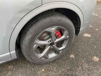 Photo 8 Ford Kuga  2.5 Duratec 243ch Hybride Rechargeable ST-Line X Powershift