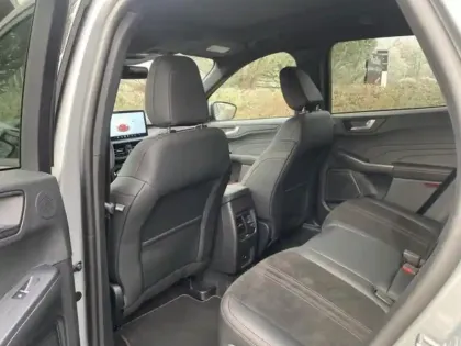 Photo 11 Ford Kuga  2.5 Duratec 243ch Hybride Rechargeable ST-Line X Powershift