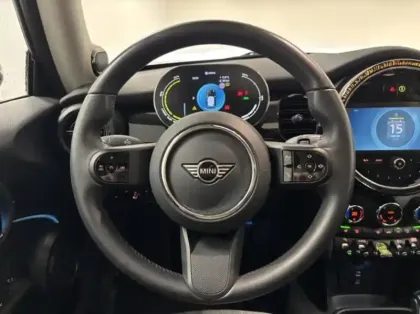 Photo 5 Mini Mini  Cooper SE 184ch Edition Premium Plus BVA 5CV