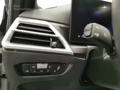 Photo 11 BMW Serie 3 Série 3 Touring 330eA 292ch M Sport