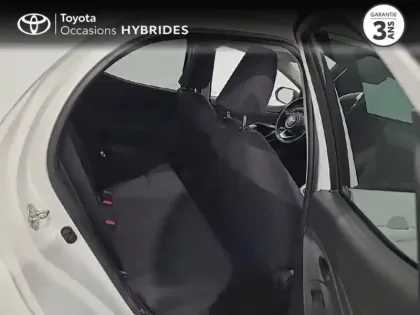 Photo 14 Toyota Yaris  116h Design 5p Pack Confort