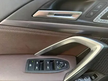 Photo 8 BMW X1  sDrive18d 150ch M Sport