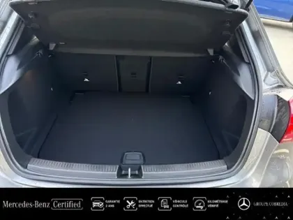 Photo 11 Mercedes Classe A  180 d 116ch AMG Line 8G-DCT