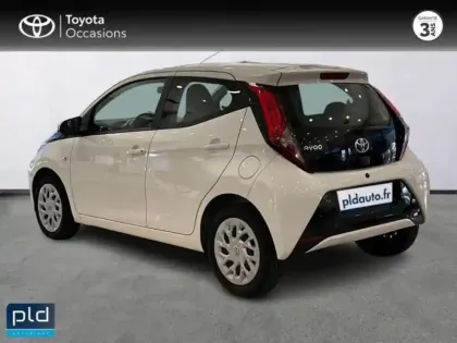 Photo 5 Toyota Aygo  1.0 VVT-i 72ch x-play 5p