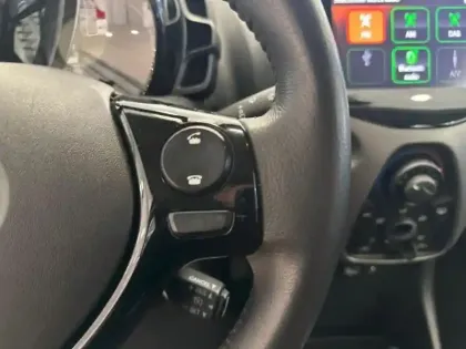 Photo 12 Toyota Aygo  1.0 VVT-i 72ch x-play 5p