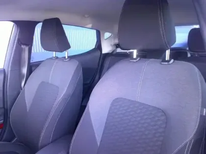 Photo 13 Ford Fiesta  1.0 EcoBoost Hybrid 125ch Titanium Business Powershift 5p