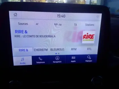 Photo 6 Ford Fiesta  1.0 EcoBoost Hybrid 125ch Titanium Business Powershift 5p