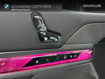 Photo 12 BMW Serie 7 Série 7 750eA xDrive 489ch M Sport