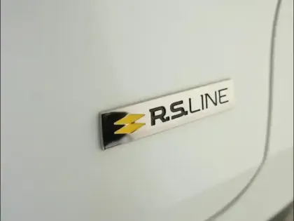 Photo 6 Renault Captur  1.6 E-Tech hybride rechargeable 160ch RS Line -21B