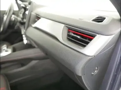 Photo 10 Renault Captur  1.6 E-Tech hybride rechargeable 160ch RS Line -21B