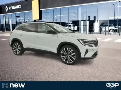 Photo 6 Renault Austral  1.2 E-Tech full hybrid 200ch Iconic- 24