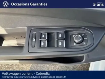 Photo 14 Volkswagen Golf  2.0 TDI SCR 150ch  Life Business 1st DSG7