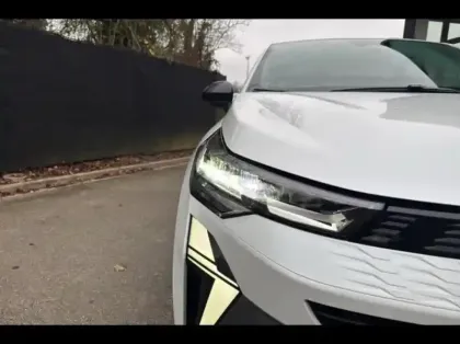 Photo 13 Renault Symbioz  1.6 E-Tech full hybrid 145ch esprit Alpine