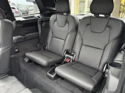 Photo 14 Volvo XC90  T8 AWD 310 + 145ch Black Edition Geartronic