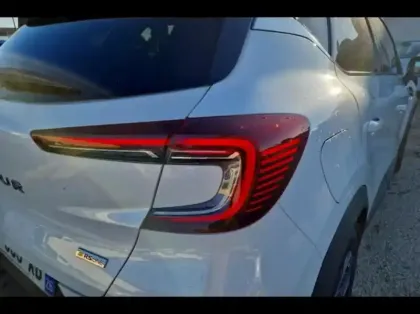 Photo 13 Renault Captur  1.3 TCe mild hybrid 140ch RS Line