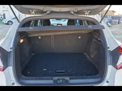 Photo 11 Renault Captur  1.3 TCe mild hybrid 140ch RS Line