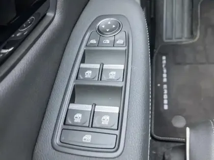 Photo 38 Mitsubishi Eclipse Gén. II Ph1 Invite+ 5