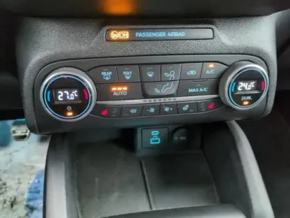 Photo 8 Ford Focus  1.0 Flexifuel mHEV 125ch ST-Line Style