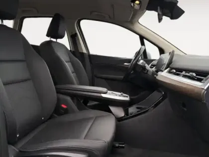 Photo 14 BMW Serie 2 Série 2 ActiveTourer 225e 245ch xDrive Luxury DKG7