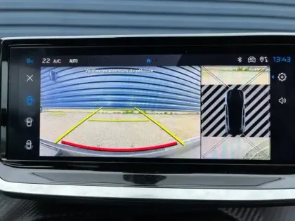 Photo 12 Peugeot 208  1.2 Hybrid 100ch Allure e-DCS6