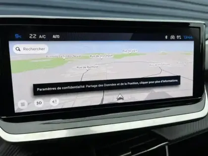 Photo 14 Peugeot 208  1.2 Hybrid 100ch Allure e-DCS6