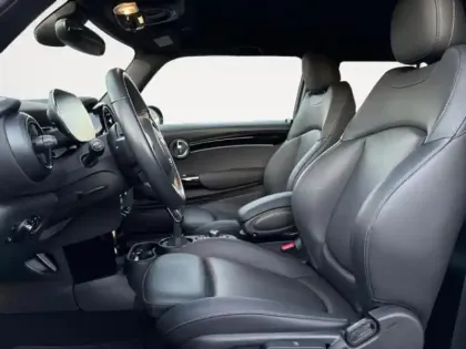 Photo 8 Mini Mini  Cooper SE 184ch Edition Premium BVA 5CV