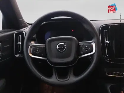 Photo 11 Volvo Xc40  B3 163ch Plus DCT 7