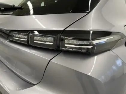 Photo 8 Peugeot 308  1.5 BlueHDi 130ch S&S Style EAT8