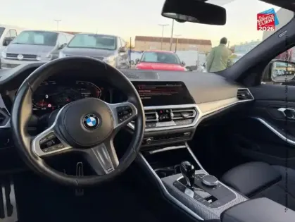 Photo 14 BMW Serie 3 Série 3 316dA 122ch M Sport