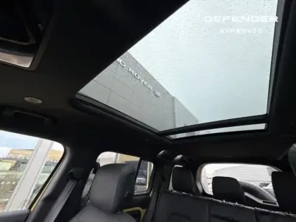 Photo 14 Land rover Defender  110 2.0 P300e PHEV Trophy Edition Deep Sandglow