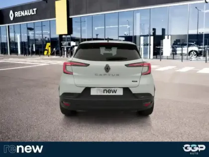Photo 8 Renault Captur  1.6 E-Tech full hybrid 145ch Techno