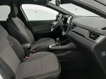 Photo 13 Renault Captur  1.6 E-Tech full hybrid 145ch Techno