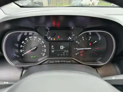 Photo 9 Citroën C3 Aircross  1.2 PureTech 110ch S&S PLUS