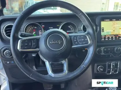 Photo 12 Jeep Wrangler  Unlimited 2.0 T 380ch 4xe Sahara Edition Command-Trac MY23