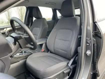 Photo 9 Ford Kuga  2.5 Duratec 190ch FHEV E85 Titanium BVA