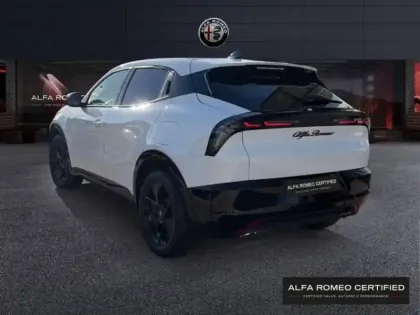 Photo 6 Alfa Romeo Junior  1.2 Ibrida 136ch DCT6