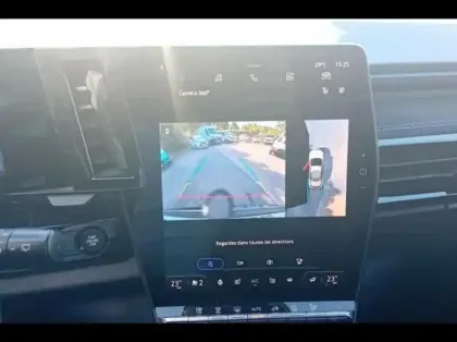 Photo 11 Renault Austral  1.2 E-Tech full hybrid 200ch Techno esprit Alpine