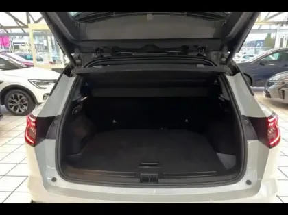 Photo 11 Renault Austral  1.2 E-Tech full hybrid 200ch esprit Alpine - 25