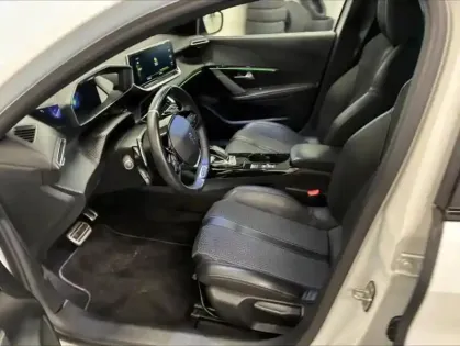 Photo 9 Peugeot 208  1.2 PureTech 130ch S&S GT EAT8