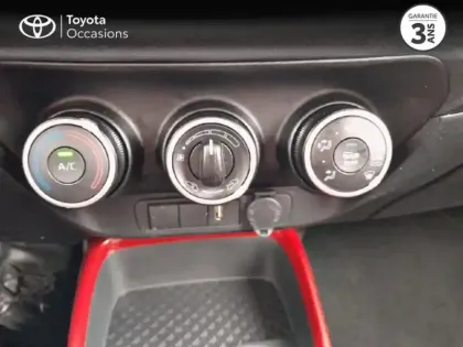 Photo 14 Toyota Aygo  X 1.0 VVT-i 72ch Design S-CVT