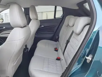 Photo 10 Fiat 600  1.2 Hybrid 100ch La Prima DCT6