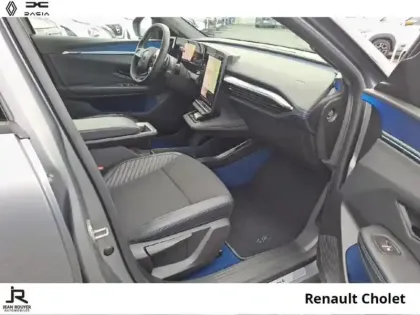 Photo 28 Renault Scenic  E-Tech Electric 220ch Techno esprit Alpine grande autonomie -24