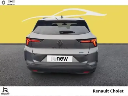Photo 10 Renault Scenic  E-Tech Electric 220ch Techno esprit Alpine grande autonomie -24