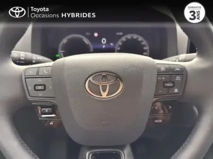 Photo 12 Toyota C-HR  1.8 Hybride 140ch Design MY25
