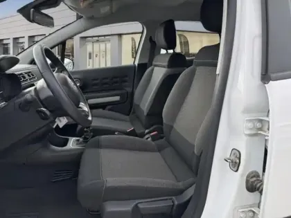 Photo 7 Citroën C3  1.2 PureTech 110ch S&S MAX