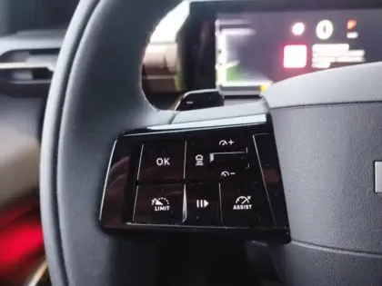 Photo 11 Lancia Ypsilon  1.2 Ibrida 100ch LX eDCT6