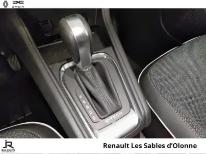 Photo 5 Renault Captur  1.6 E-Tech hybride rechargeable 160ch Techno